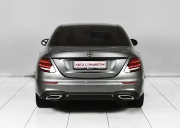 Mercedes benz E-Класс Вид 4