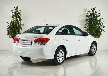 Chevrolet Cruze Вид 5