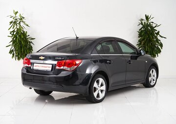 Chevrolet Cruze Вид 5