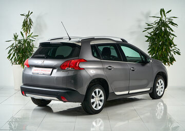 Peugeot 2008 Вид 4