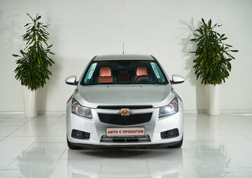 Chevrolet Cruze Вид 2