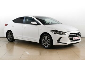 Hyundai Elantra Вид 1