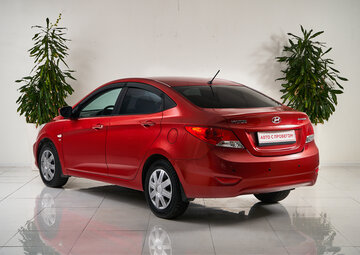 Hyundai Solaris Вид 4