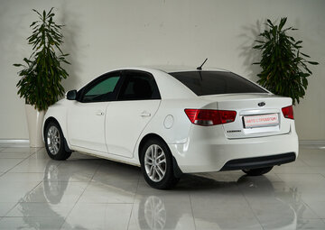 Kia Cerato Вид 4