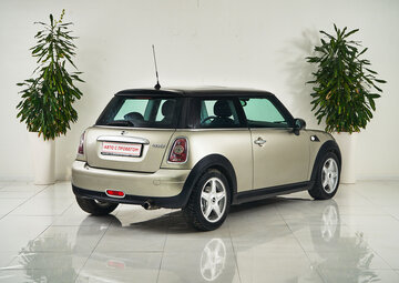 Mini Hatch Вид 5