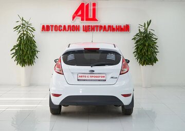 Ford Fiesta Вид 4