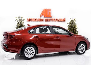 Kia Optima Вид 4