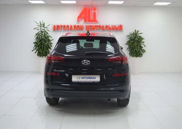 Hyundai Tucson Вид 4